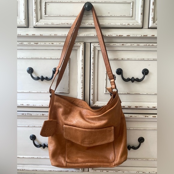 Burkely tan coloured genuine leather shoulder crossbody bag - Picture 1 of 16
